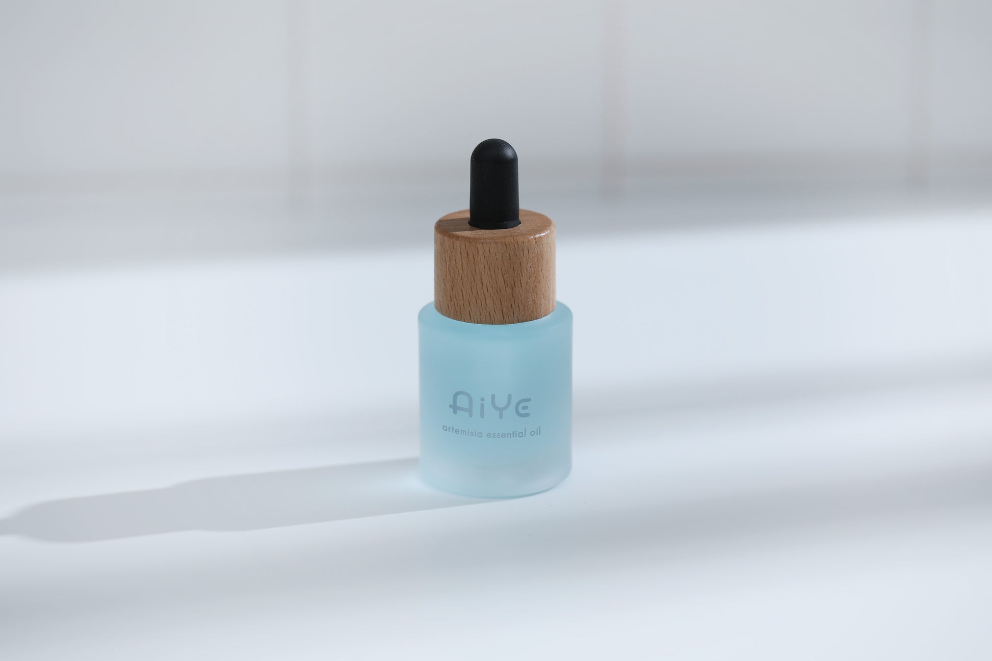 AiYe (アイエ)超分子ヨモギエッセンシャルオイル 20ml